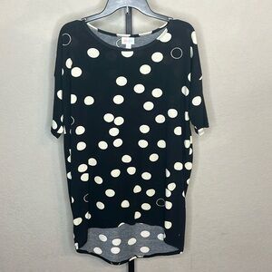 074 - LulaRoe NWOT Black and White Polka Dot, Size Small Oversized